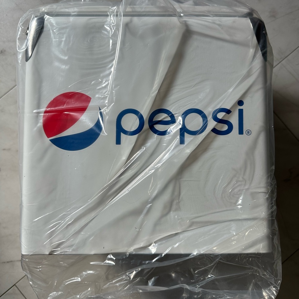 Pepsi White and Blue Cooler